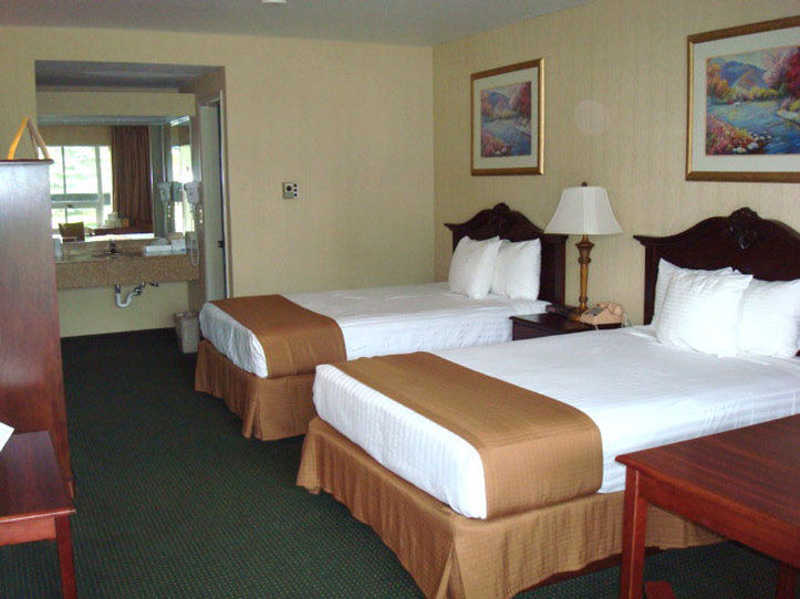 فندق أوتيكافي  بست ويسترن جيت واي أديرونداك إن الغرفة الصورة